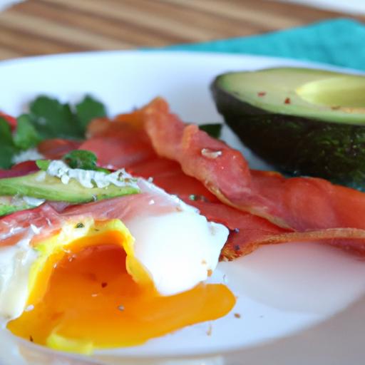 Sunny Delight: Fried⁣ Eggs with ​Avocado & Smoked Salmon