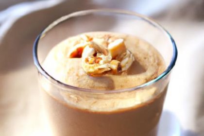Whip Up a Creamy Peanut Butter Powder Smoothie Delight