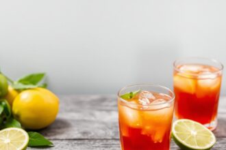 Zesty lime iced tea recipe: cool and refreshing drink.